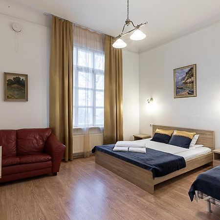 Aquamarine Hotel Таллин Экстерьер фото
