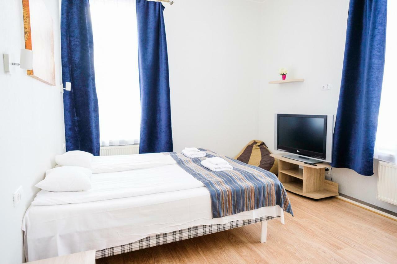Aquamarine Hotel Таллин Экстерьер фото